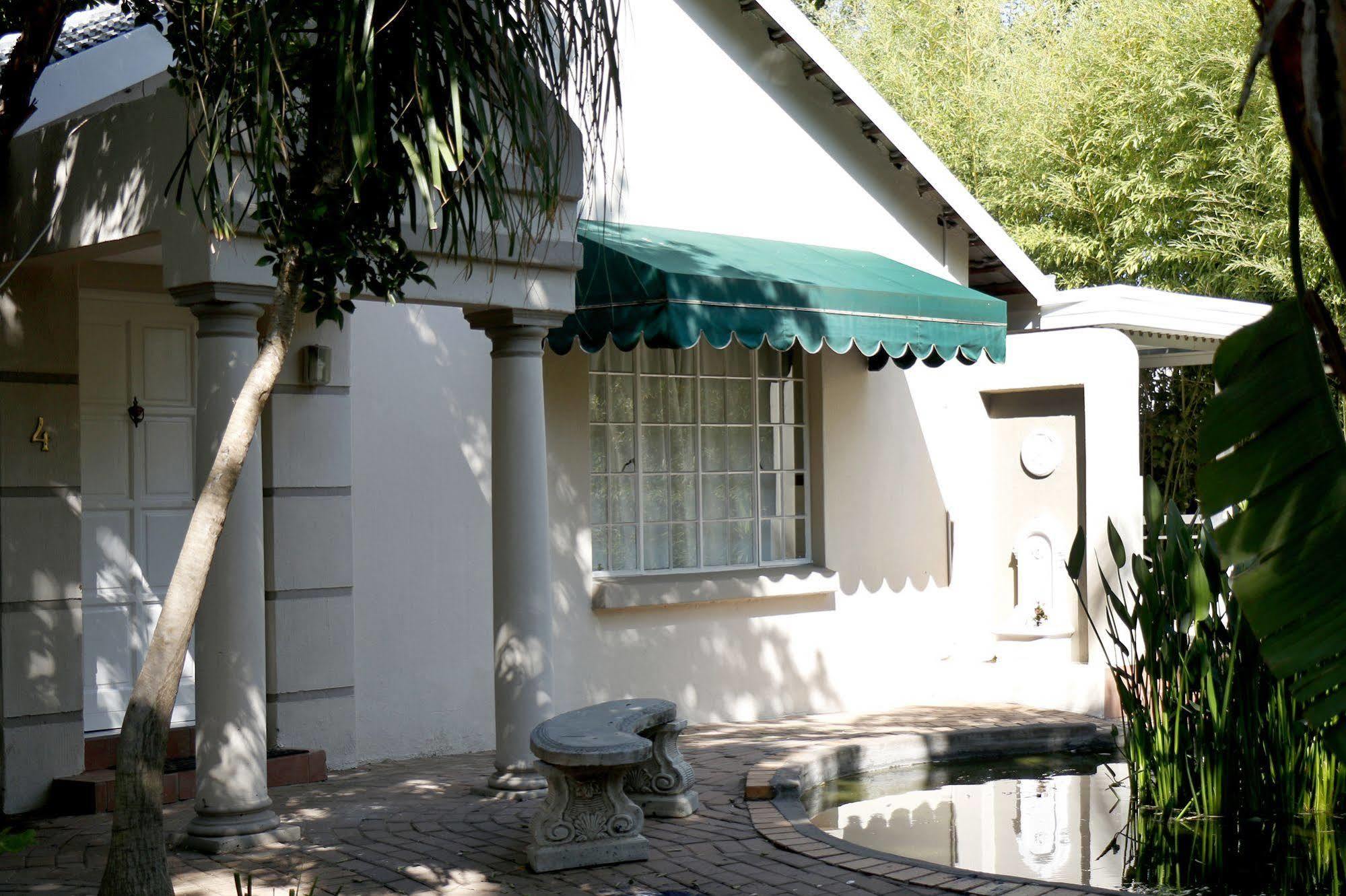 Summerview Guest Lodge Johannesburg Eksteriør billede